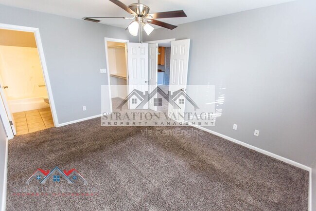 Building Photo - 4354 N 82nd St