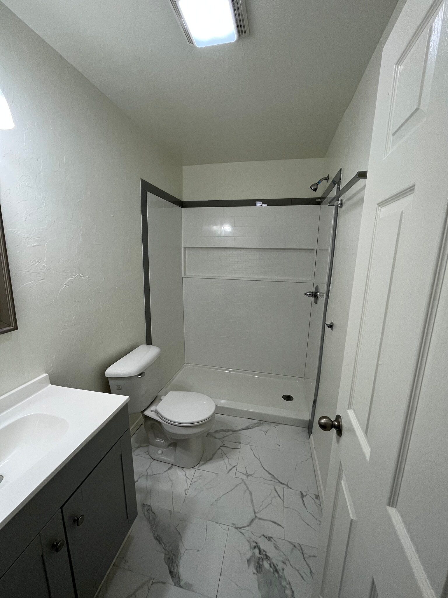 Building Photo - 221 N Duncan St