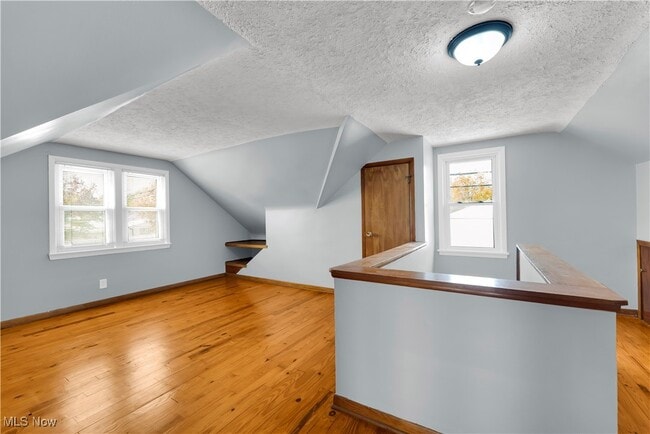 Building Photo - 5617 E 139th St