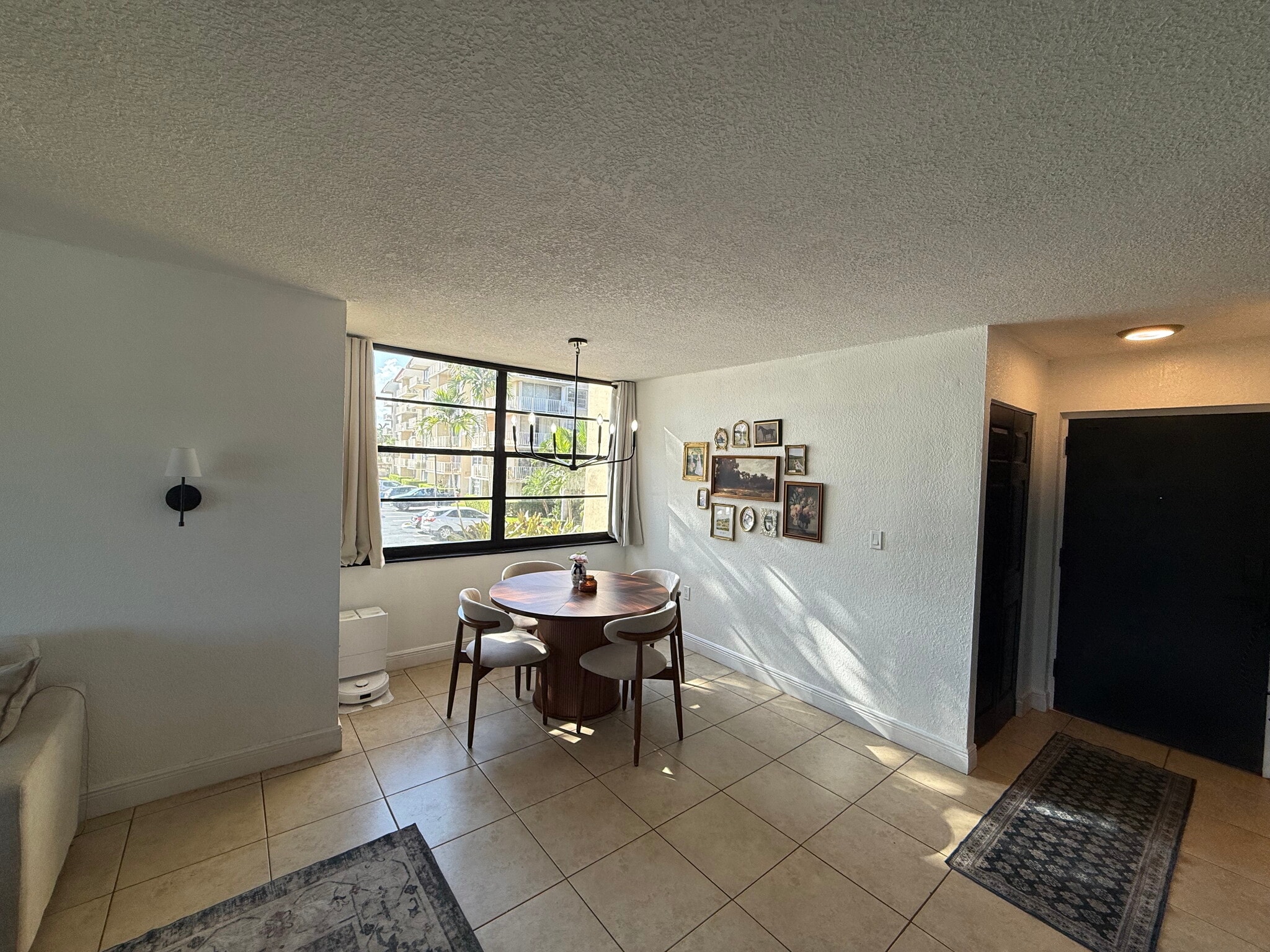 Building Photo - 13100 SW 92nd Ave