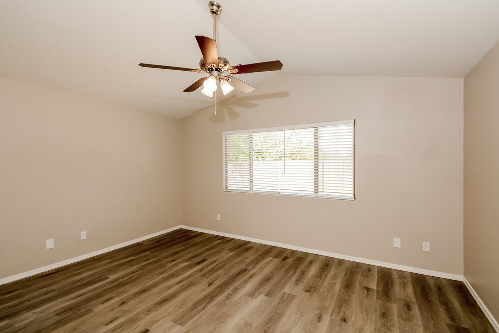 Building Photo - 5116 W T Ryan Ln