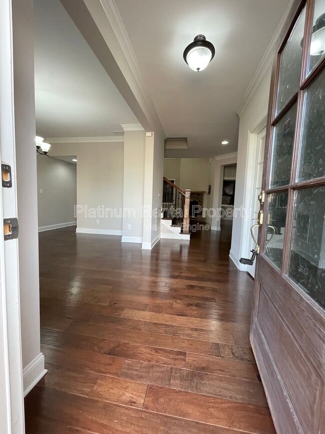 Building Photo - 600 Belton Ct