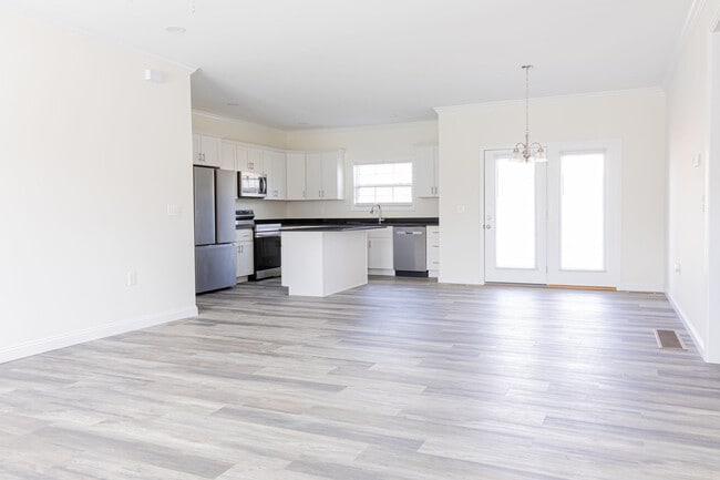 Building Photo - 3013 Silver Charm Ct