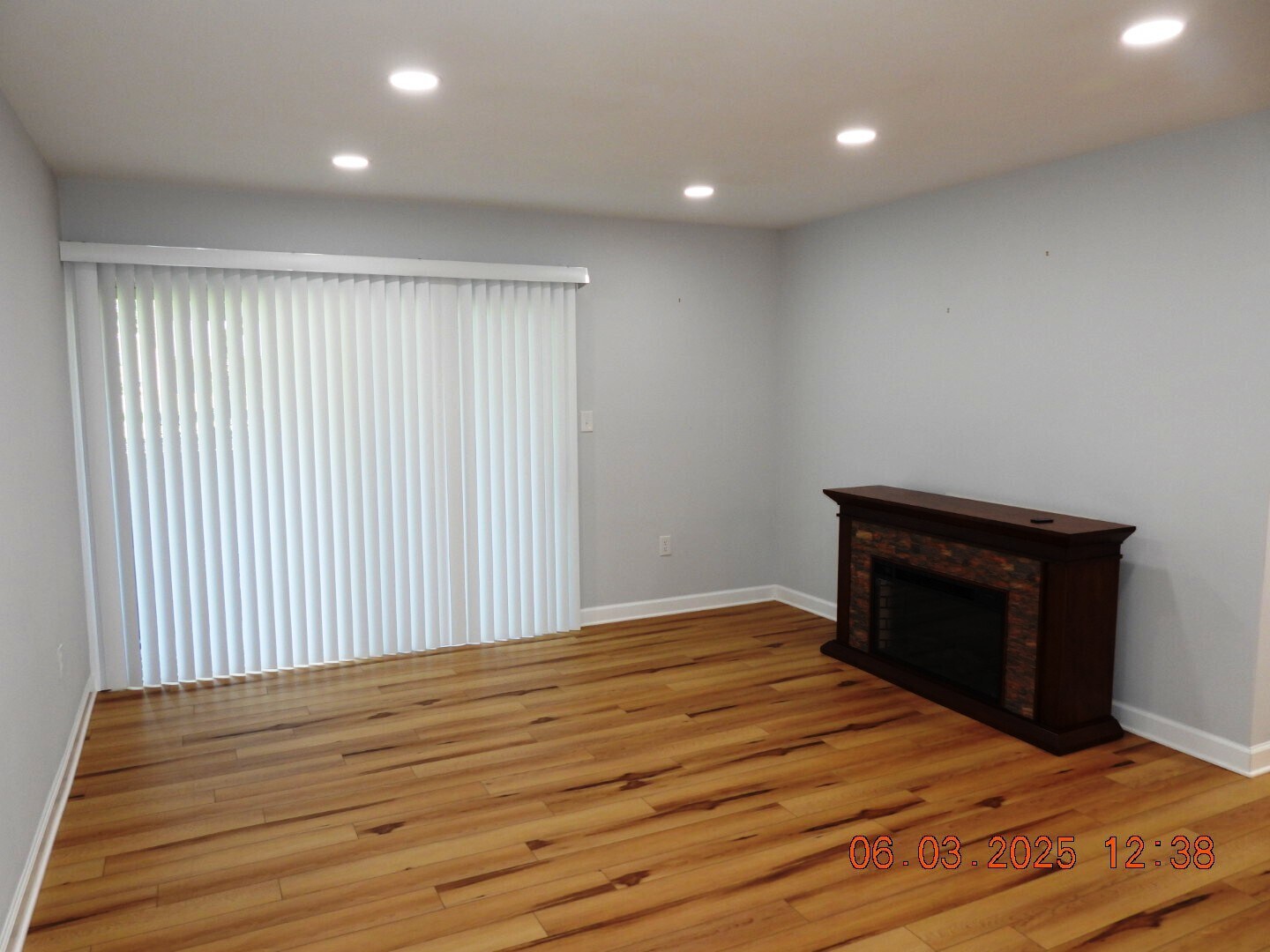 Building Photo - 5260 Crossbow Cir
