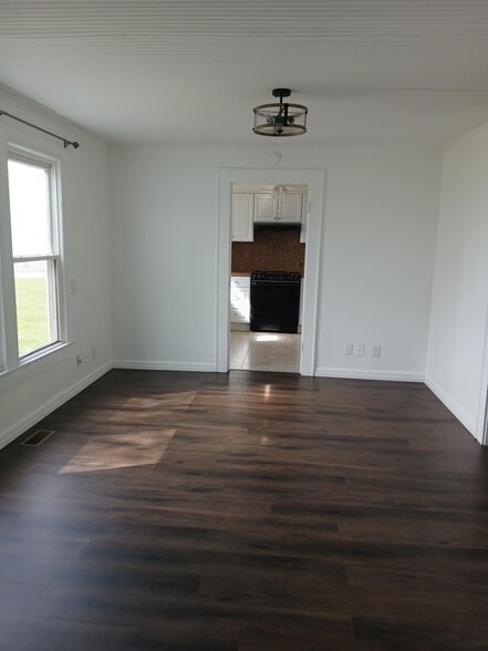 Building Photo - 1937 Trinity Church Rd