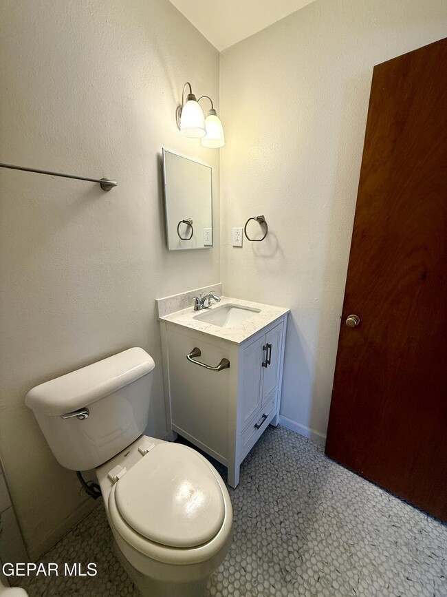 Building Photo - 2616 Pierce Ave