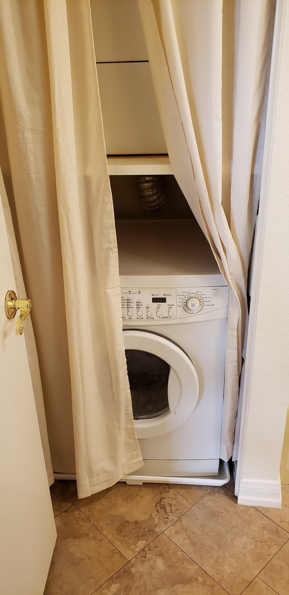 Washer & dryer - 9721 Mesa Springs Way