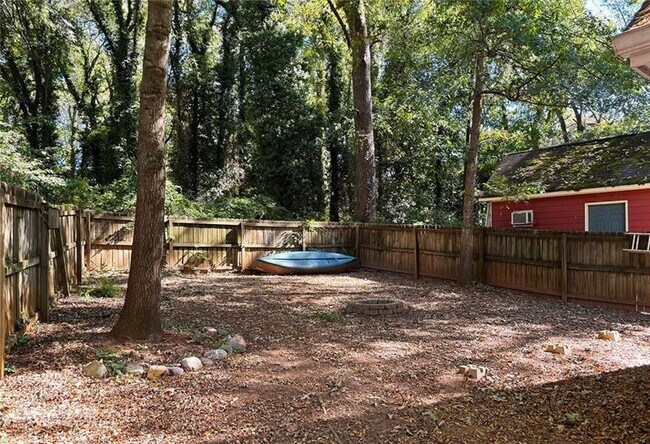 Building Photo - 428 S Howard St SE