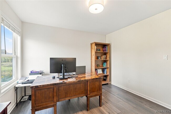 Building Photo - 4665 Carlyes Ct