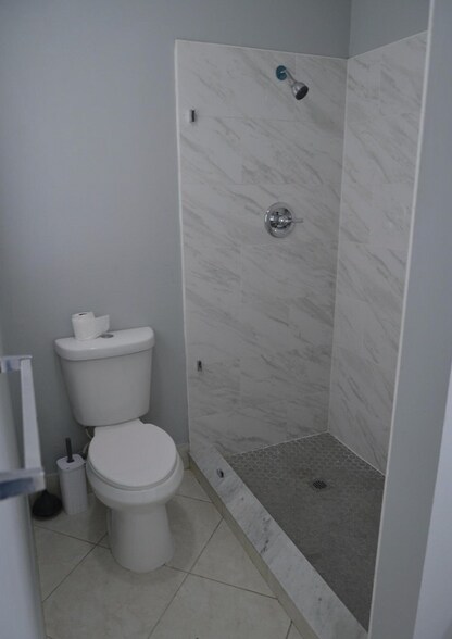 Building Photo - 3344 Alba Cir
