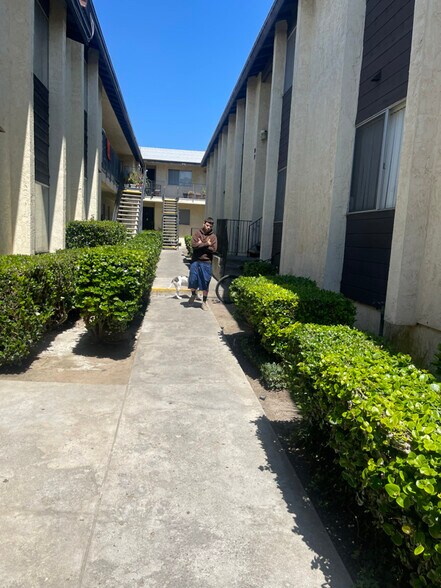 Primary Photo - 344 S Willie James Jones Ave