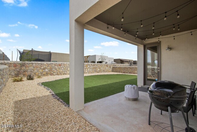 Building Photo - 14345 Jonathan K. Molina Ct