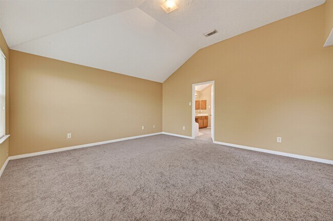 Building Photo - 3006 Palace Oaks Dr