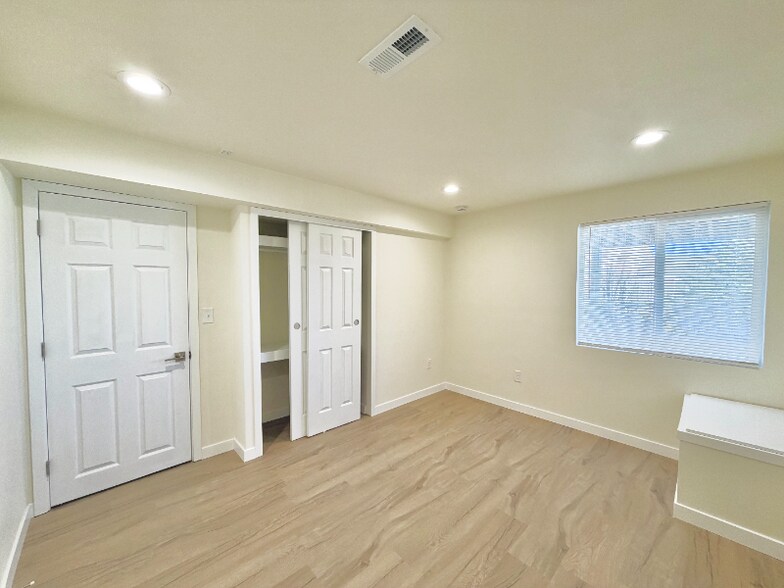 Building Photo - 6431 Binder Dr