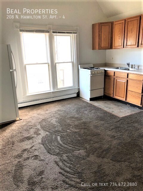 Building Photo - 208 N Hamilton St