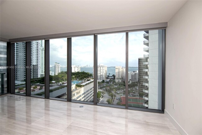 Building Photo - 1451 Brickell Ave