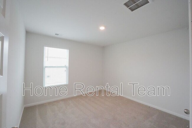 Building Photo - 463 Coconut Dr