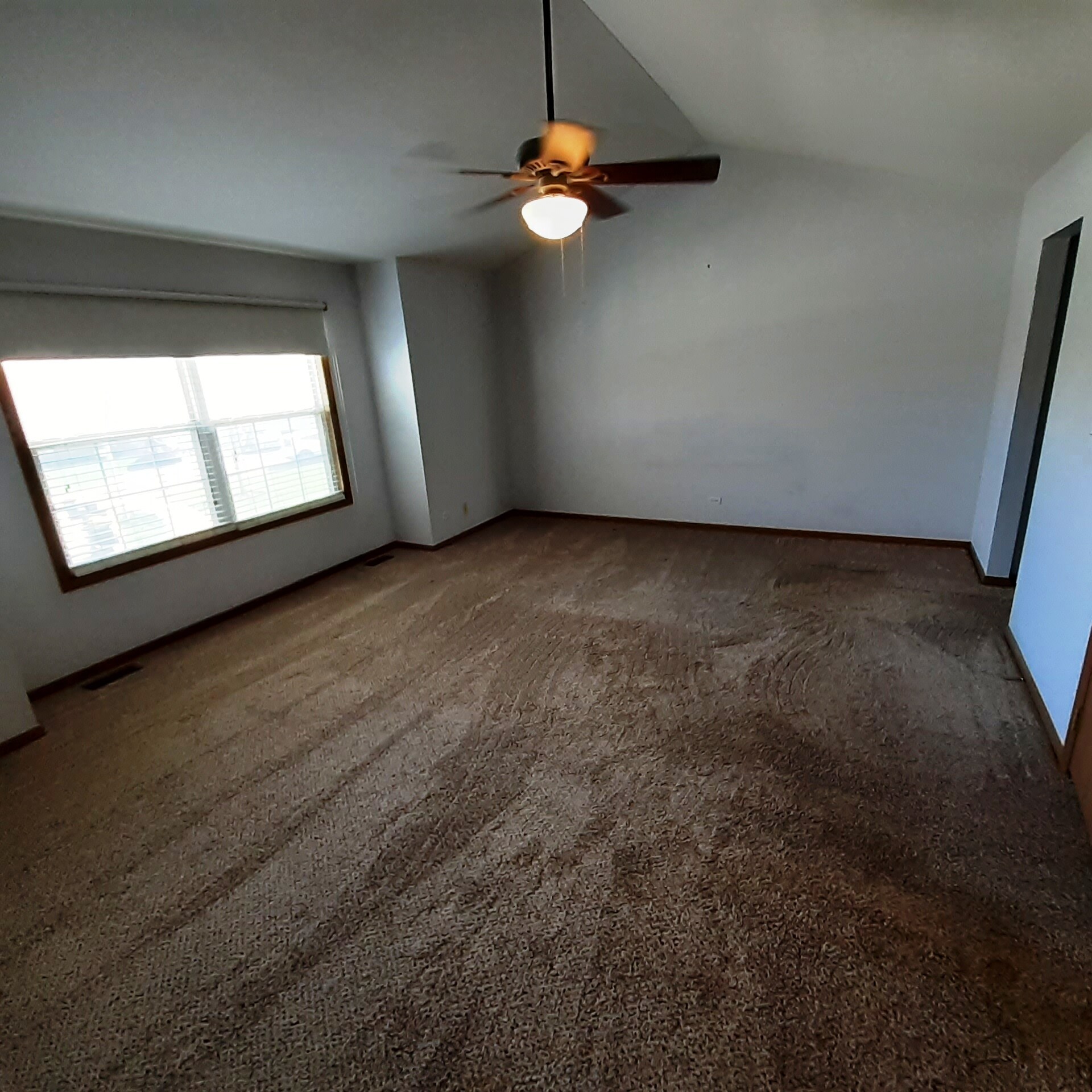 Building Photo - 156 Castlewood Ct