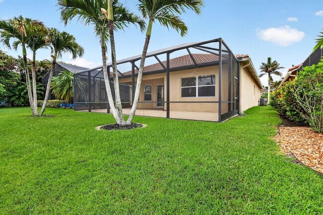 Building Photo - 6532 SE Broadmoor Ln