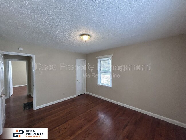 Building Photo - 5318 Winslow Dr