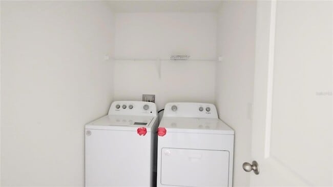 Building Photo - 16702 Carlton Pond St