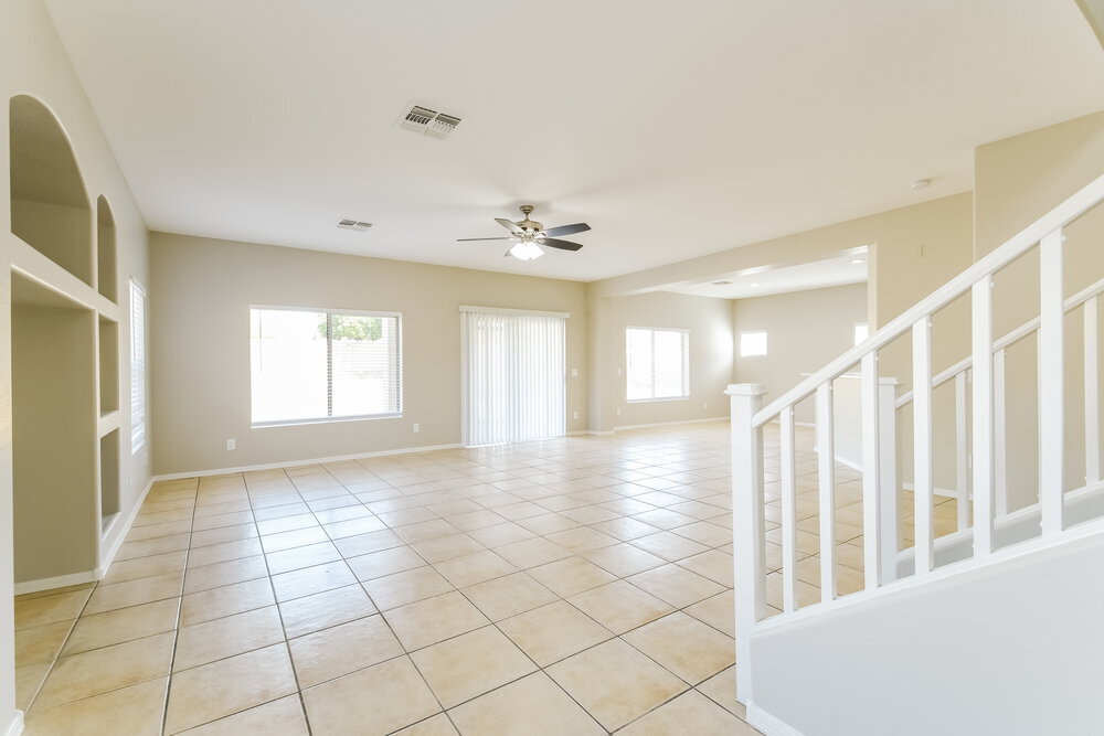 Building Photo - 4536 W Cottontail Rd