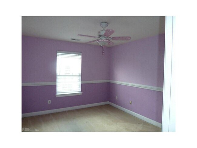 Building Photo - 4532 Willow Croft Dr