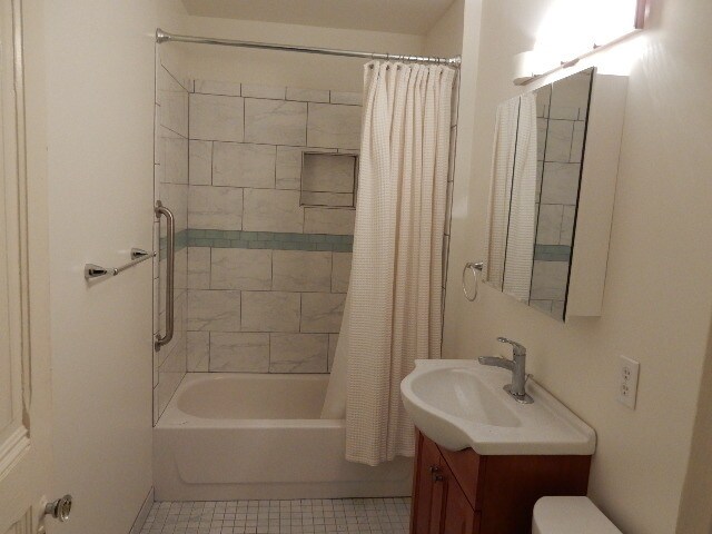 Building Photo - 234 Miller Ave