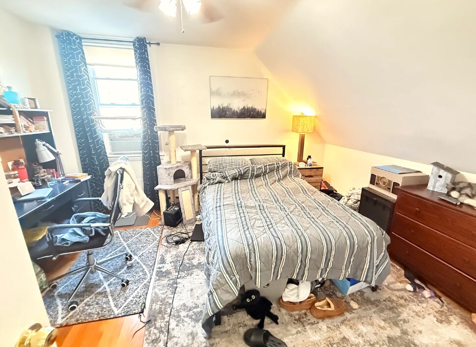 Building Photo - 202 Market St