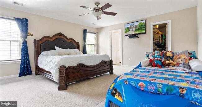 Building Photo - 9750 Granary Pl