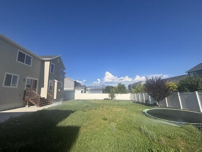 Building Photo - 3859 W Young Lucerne Cir