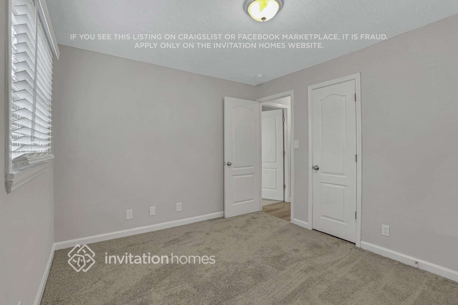 Building Photo - 300 Banberry Dr SE