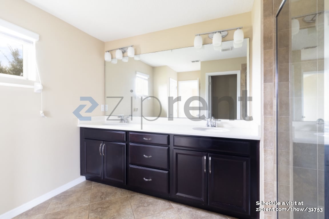 Building Photo - 210 Merry Brook Cir