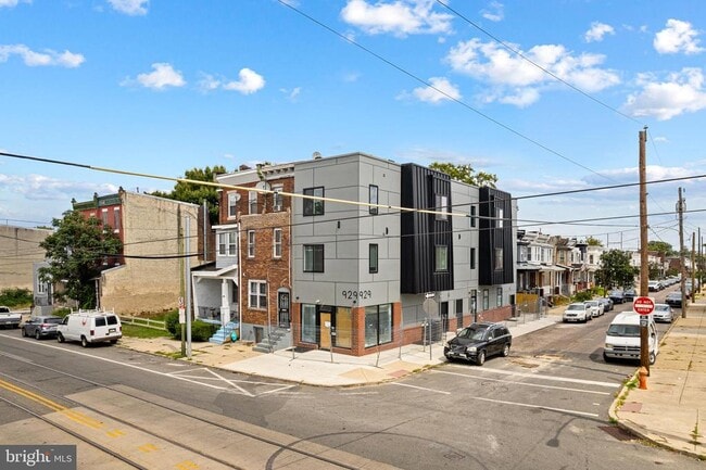 Building Photo - 929 N 40th St