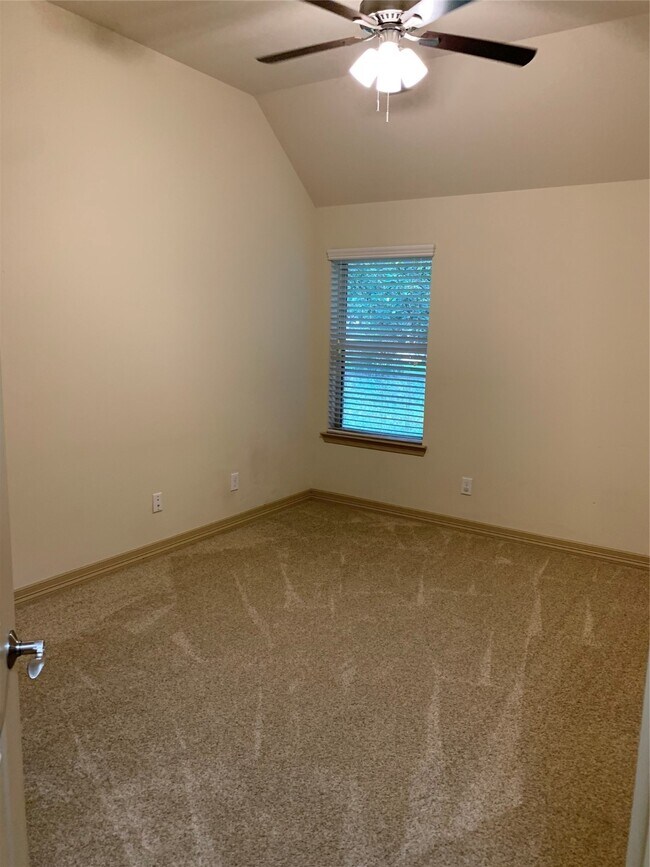 Building Photo - 254 Hearthshire Cir