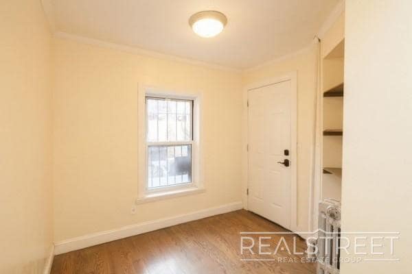 Building Photo - Magnirficent 2 BED in Historic Brownstone w/ Garden & W/D in unit!