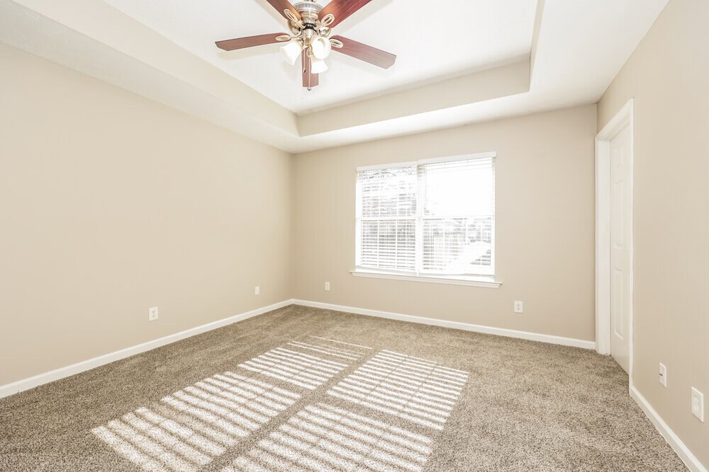 Building Photo - 605 Freedom Ct