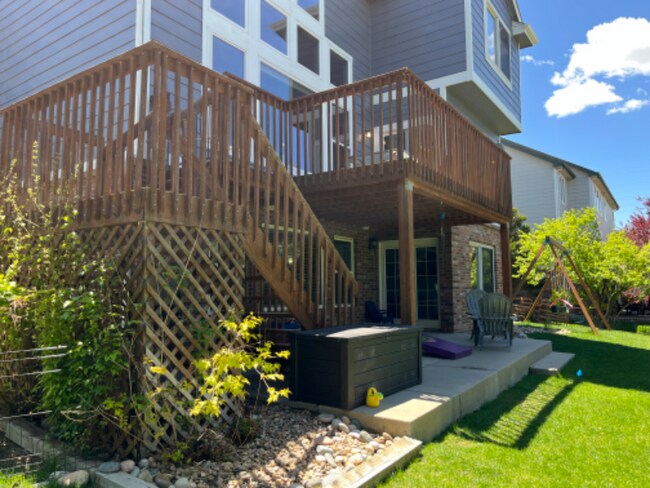 Building Photo - 541 Rita Pl