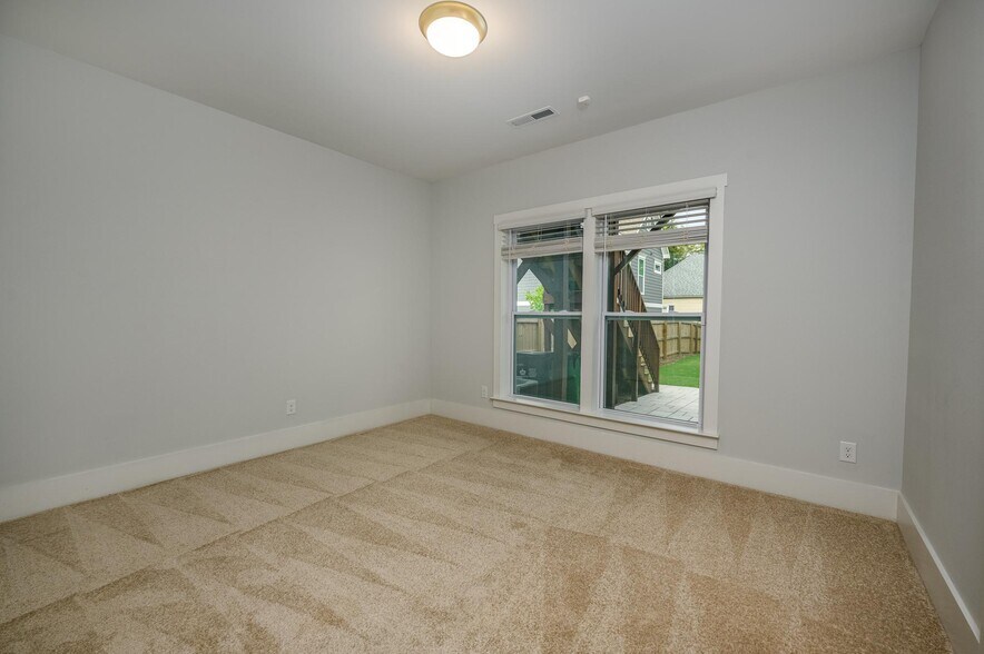 Building Photo - 1405 Seigle Ave