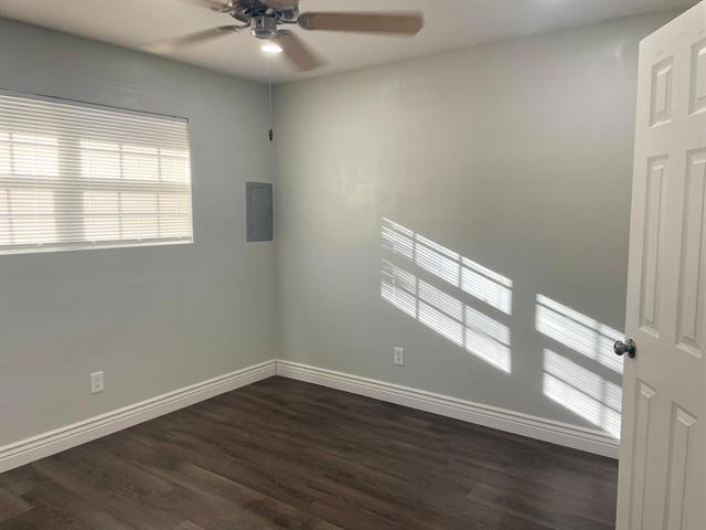 Building Photo - 309 E Mitchell St