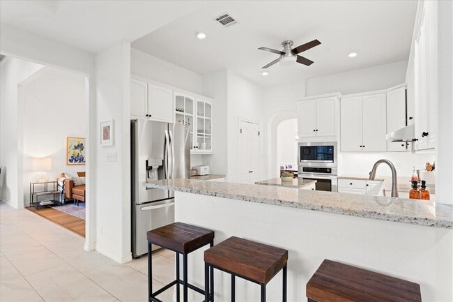 Building Photo - 10502 Grand Oak Dr