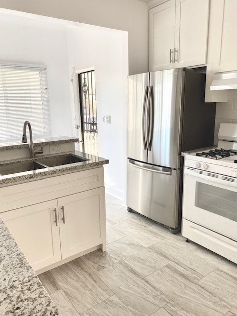 Building Photo - 3527 Georgia St