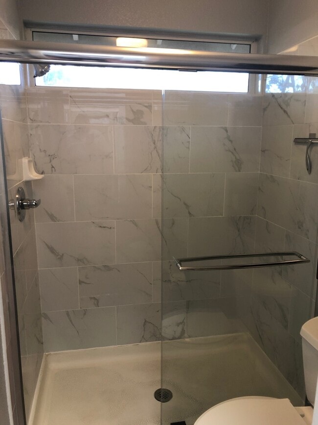 Building Photo - 3 BED 2 BATH HOME W/ UPGRADES ON CUL-DE-SAC