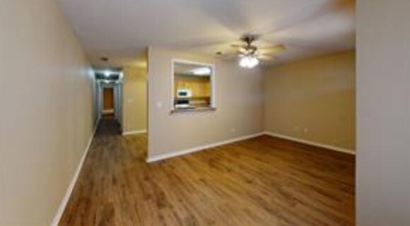 Building Photo - 1012 N Brents Ave