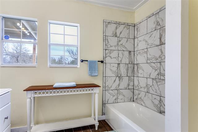 Building Photo - 1584 Kelly Rd