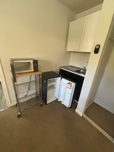 Building Photo - 23692 Lemon Ave