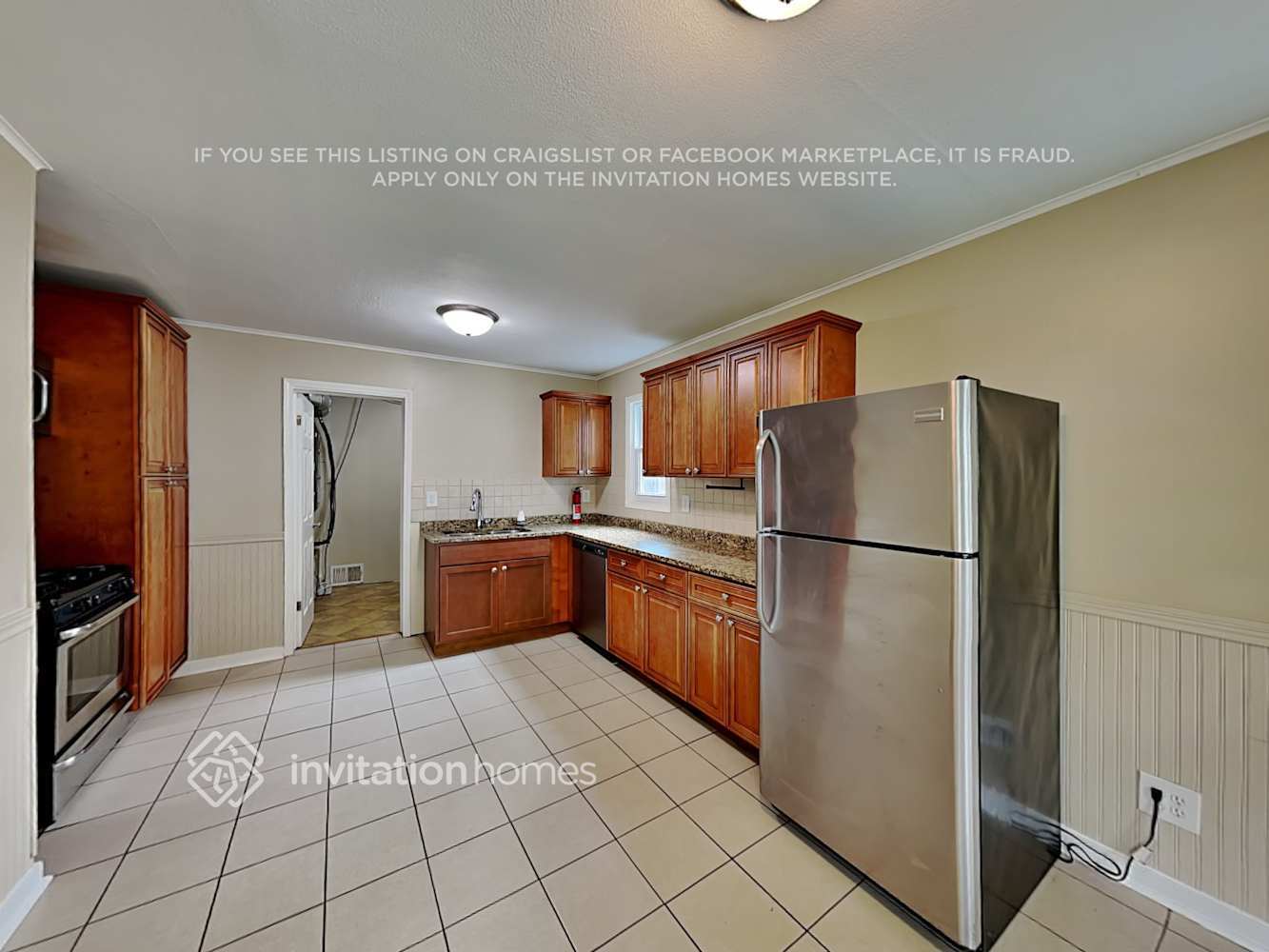 Building Photo - 9220 S 49th Ct