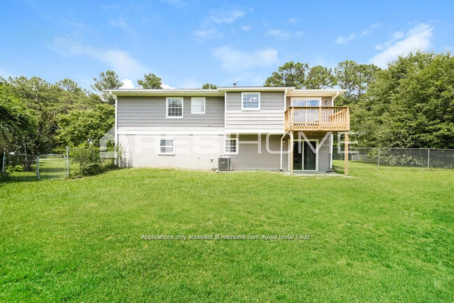 Building Photo - 7379 Bethsaida Dr