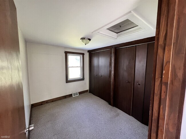 Building Photo - 2 br, 1 bath House - 24 Coolidge Street B