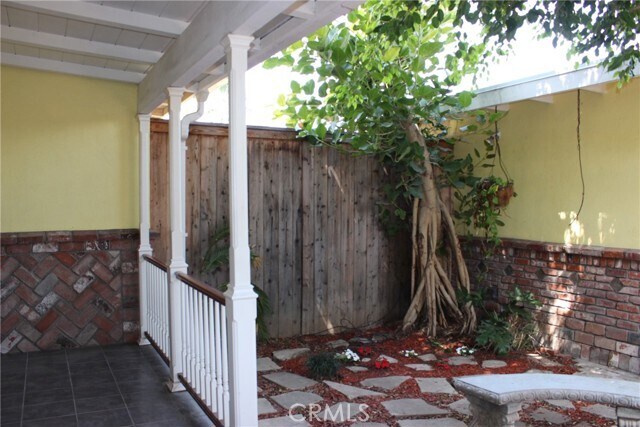 Building Photo - 17272 Nisson Rd